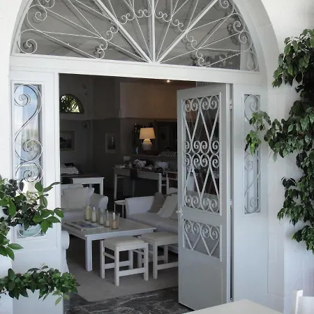 Paradisos Agioi Pandes