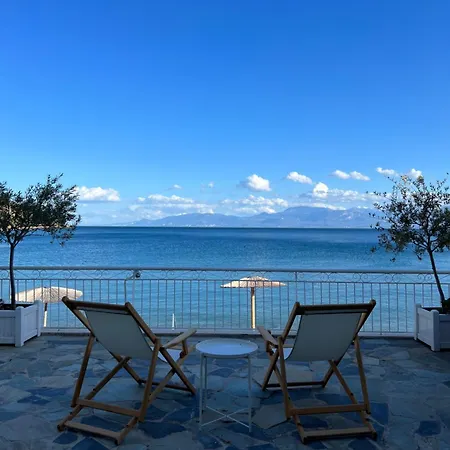 Paradisos 3* Agioi Pandes