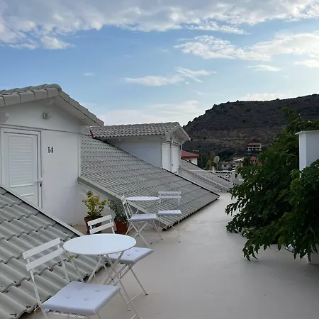 Paradisos * Άγιοι Πάντες