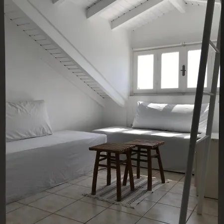 Πανσιόν Paradisos *